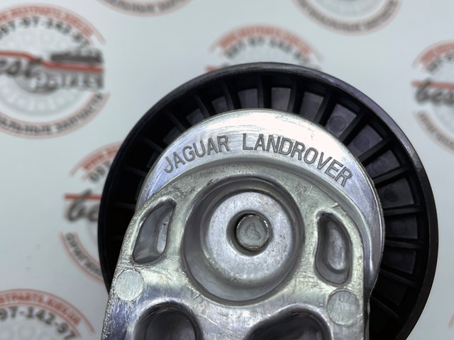  106123457 Land Rover
