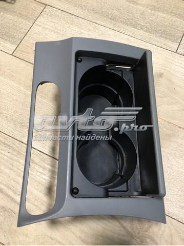 Подстаканник подлокотника центральной консоли GJ6A64361 Mazda