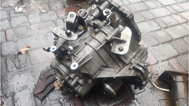 Купить PMN130195 Mitsubishi МКПП в сборе