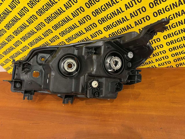 Правая фара 3512054P00000 Suzuki