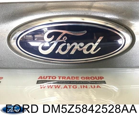 Эмблема крышки багажника DM5Z5842528AA Ford