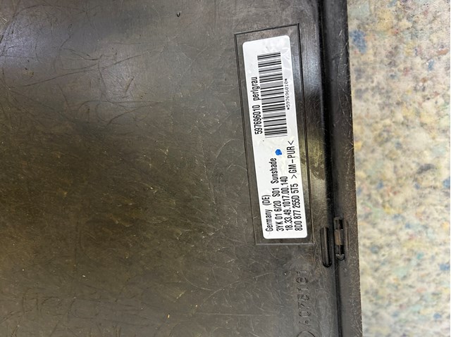 Стекло крыши VAG 561877071A цена, от 64.68 USD