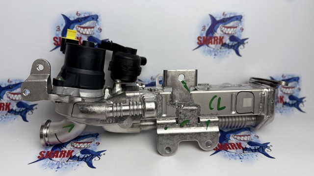 Радиатор системы EGR LR125548 Land Rover