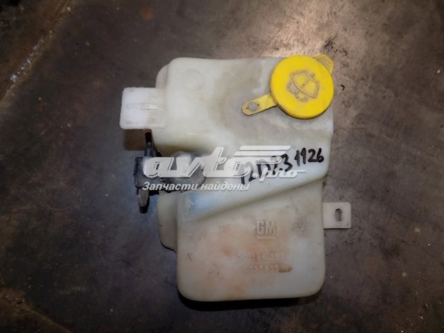 Бачок омывателя 90444209 General Motors