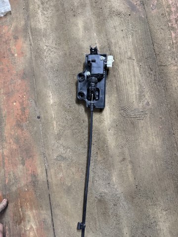  Tesla 106181400E