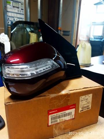 Зеркало заднего вида правое на Acura MDX II YD2