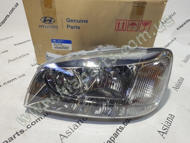 Левая фара 921013C510 Hyundai/Kia