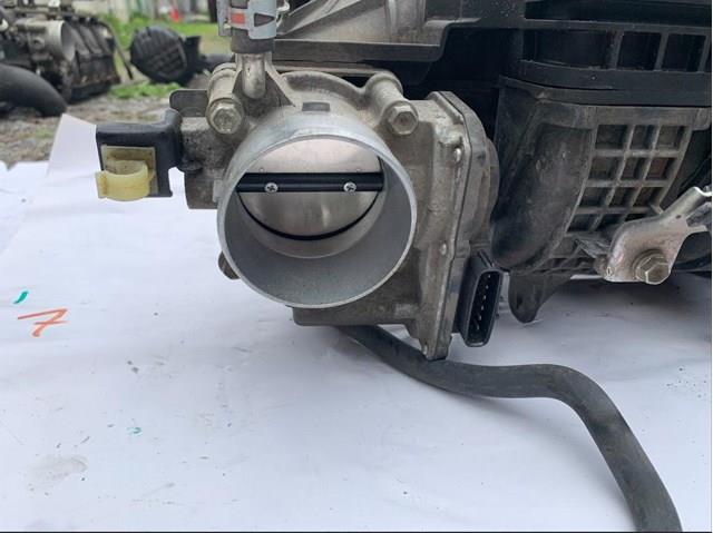  Дроссельная заслонка Toyota Camry 7