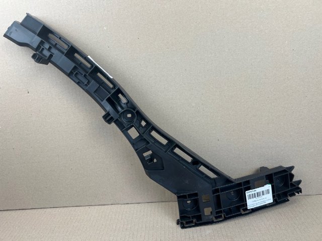 Направляющая заднего бампера, правая VAG 12G807394