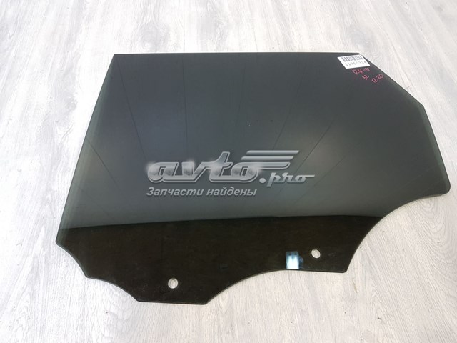 Стекло задней двери, левой Land Rover LR043954 цена, от 56.21 USD