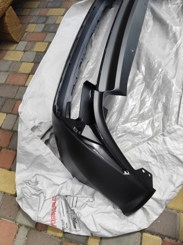 Купить 850B06RR0B Nissan/Infiniti Бампер задний, центральная часть
