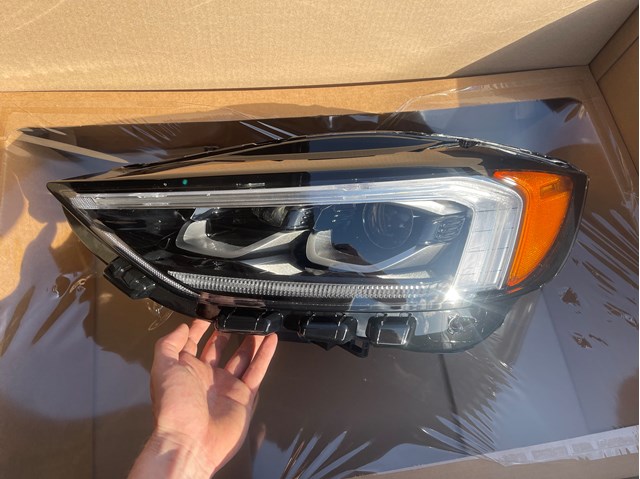 Фара левая Ford KT4Z13008BB цена, от 460.30 USD