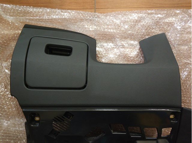 Ящик перчаточный (бардачок) VAG 4M8863075D24A цена, от 348.41 USD