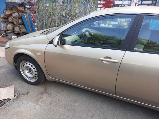 Porta dianteira esquerda Nissan Primera  P12