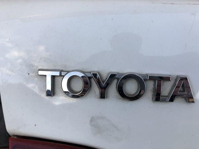 Эмблема крышки багажника (фирменный значок) Toyota 7544112A00