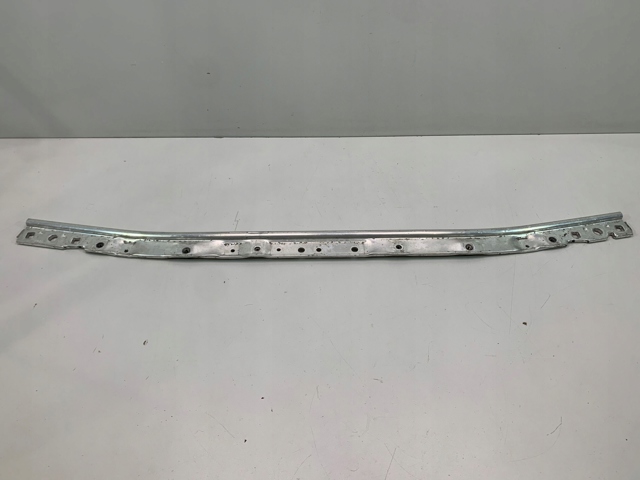 Верхняя рамка радиатора 7357205 BMW