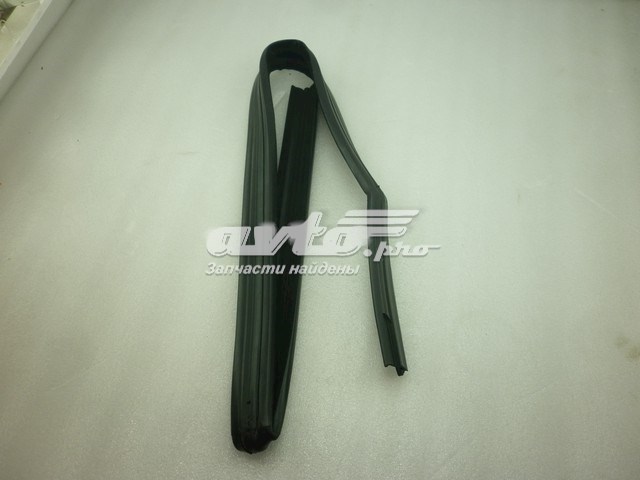 Lameluna de puerta trasera izquierda exterior A115206311 КИТАЙ