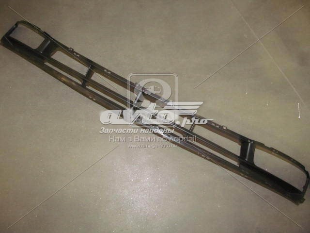 Решетка бампера переднего HYUNDAI 865221E010