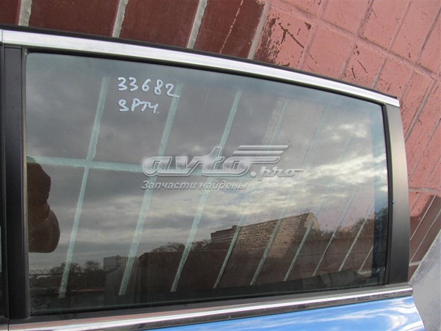 Стекло двери задней правой Hyundai/Kia 83420F1000