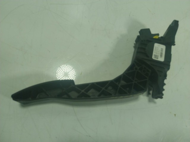 Compre Pedal de gás (de acelerador) Ford Kuga 3