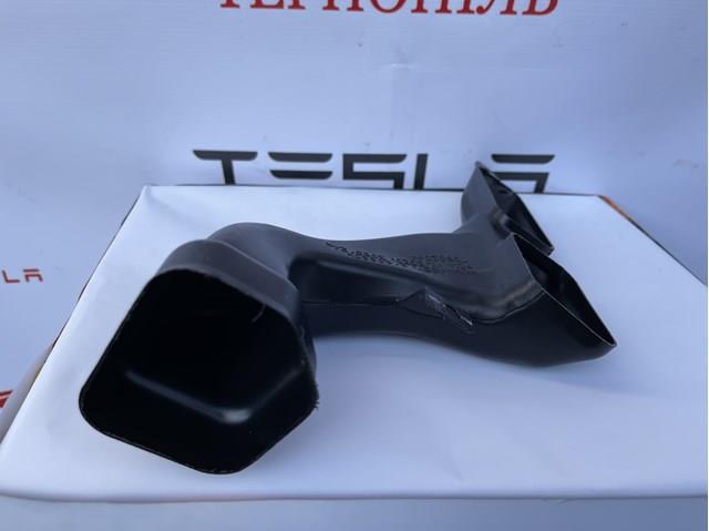  110054400D Tesla