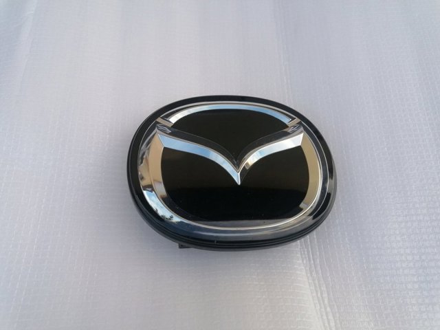 GSH751730 Mazda Эмблема решетки радиатора