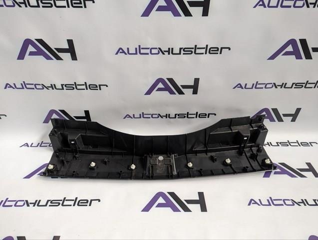 Облицовка задней панели багажника Nissan/Infiniti 849926RR0A цена, от 33.86 USD
