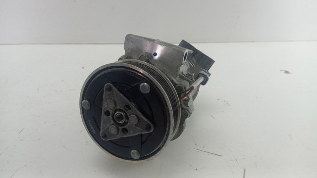 926007691R Renault (RVI) Компрессор хладагента