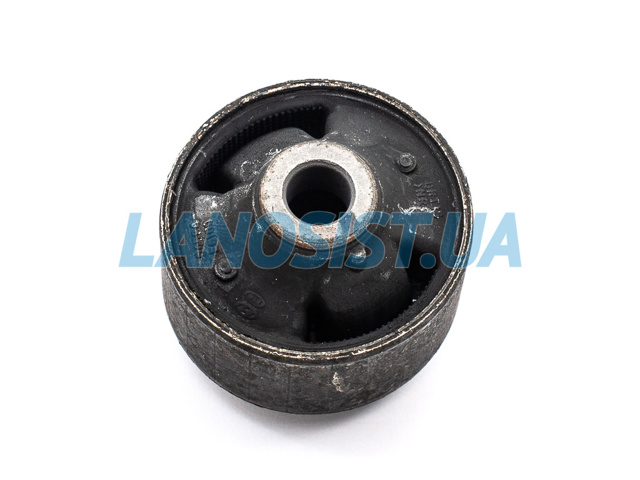 Сайлентблок переднего нижнего рычага Caster FRD4965