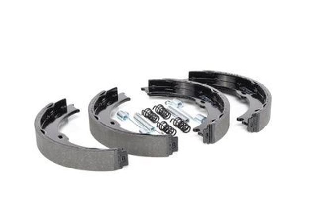 Тормозные колодки стояночного тормоза Bosch 986487720 цена, от 26.32 USD