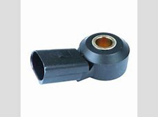 Стекло двери задней левой GS5077D22 XYG