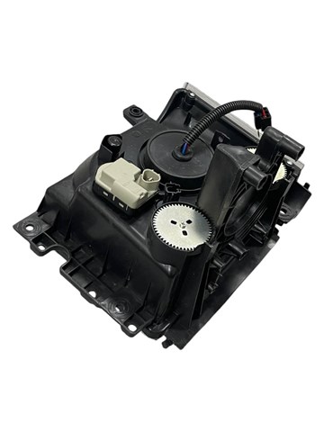 8982413230 Isuzu Фара передняя правая