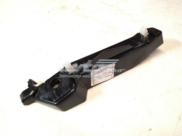 Soporte de paragolpes delantero exterior derecho 865162B000 HYUNDAI