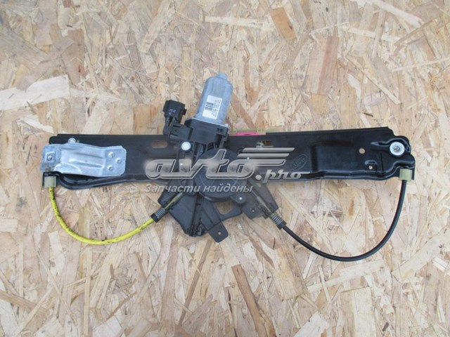 Механизм стеклоподъемника двери задней левой LR026718 Land Rover