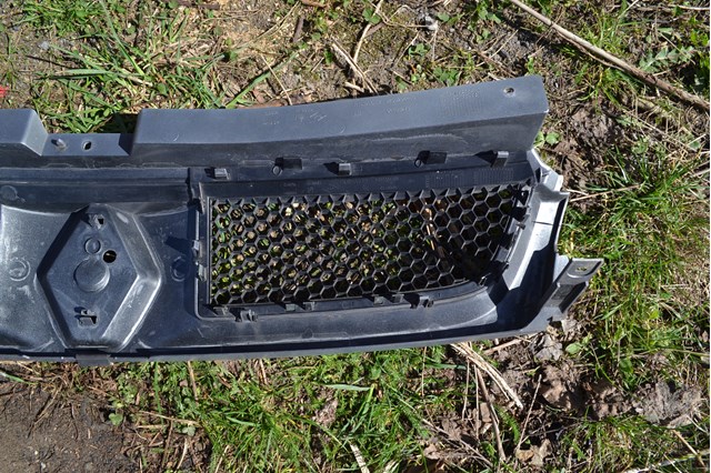 Compre Grelha do radiador Renault Trafic 2