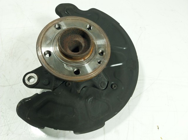 Цапфа (поворотный кулак) передний правый Mercedes A4473300720 цена, от 380.08 USD