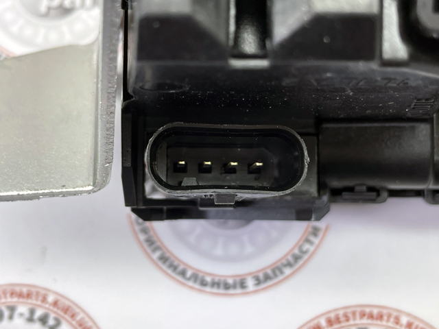 A099740060064 Mercedes Fecho de tampa de porta-malas (de 3ª/5ª porta traseira)