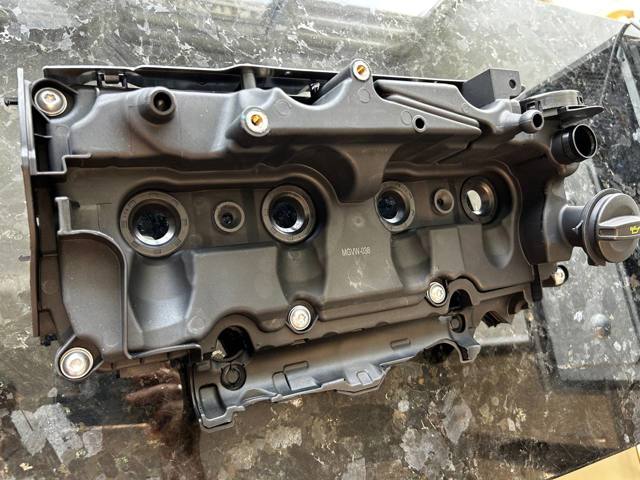Tampa de válvulas para Skoda Octavia IV A8 NX3, NN3, PV3