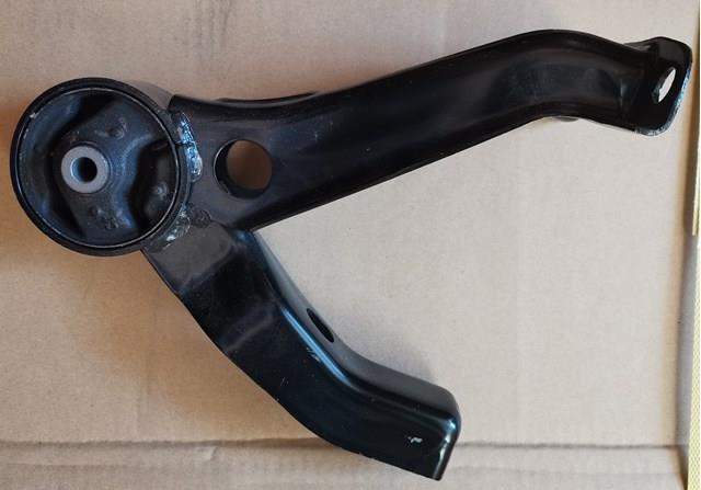 68195039AB Chrysler подушка (опора двигателя задняя)