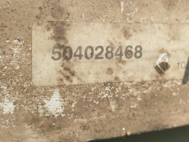 504028468 Iveco Охладитель наддувочного воздуха