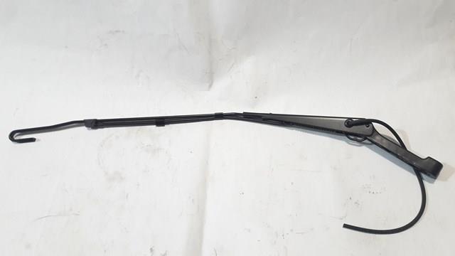 Рычаг дворника SPC 9018200144