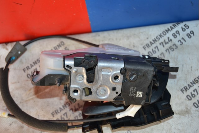 Fecho da porta dianteira esquerda para Peugeot 3008 