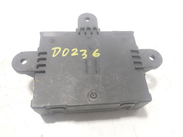 LR072198 Land Rover Блок комфорта задней двери