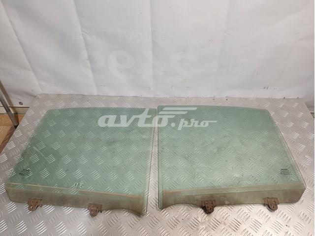 Стекло двери задней правой GS5008D306 XYG