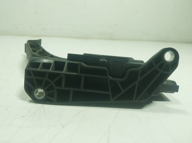 Педаль акселератора Ford 8V219F836AC