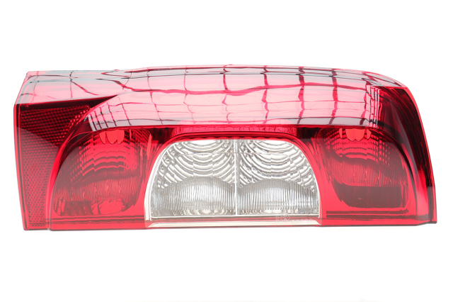Задняя левая фара Autotechteile 5030176 цена, от 38.01 USD