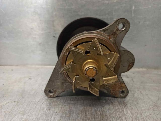 Шкив помпы 4R8Q8509AC Land Rover
