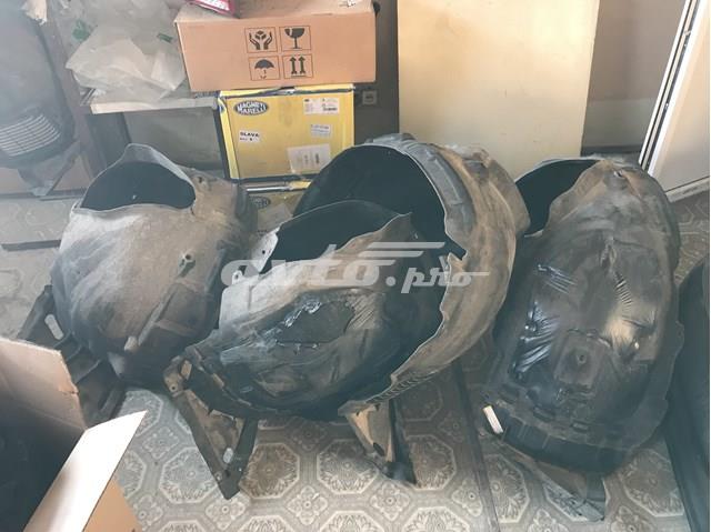 Правый подкрылок переднего крыла Mercedes A2226903302 цена, от 209.82 USD