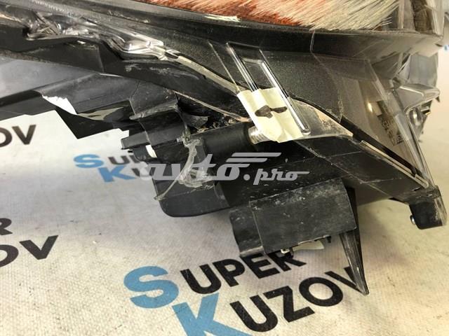 Фара правая Mazda KB8B51031K