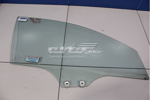 Стекло двери передней правой GS1D585119D Mazda